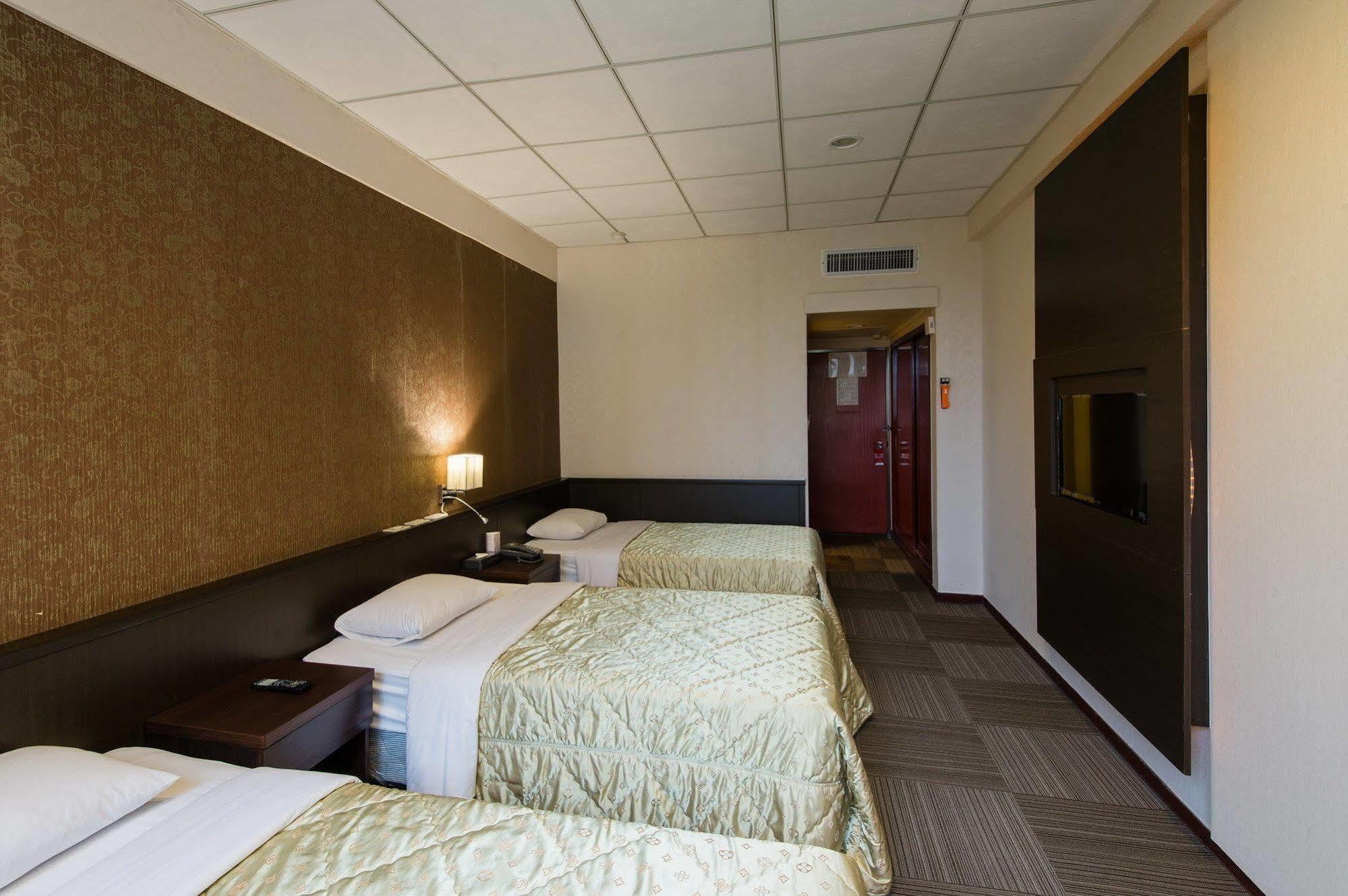 Atami Hotel Taipei Exterior photo